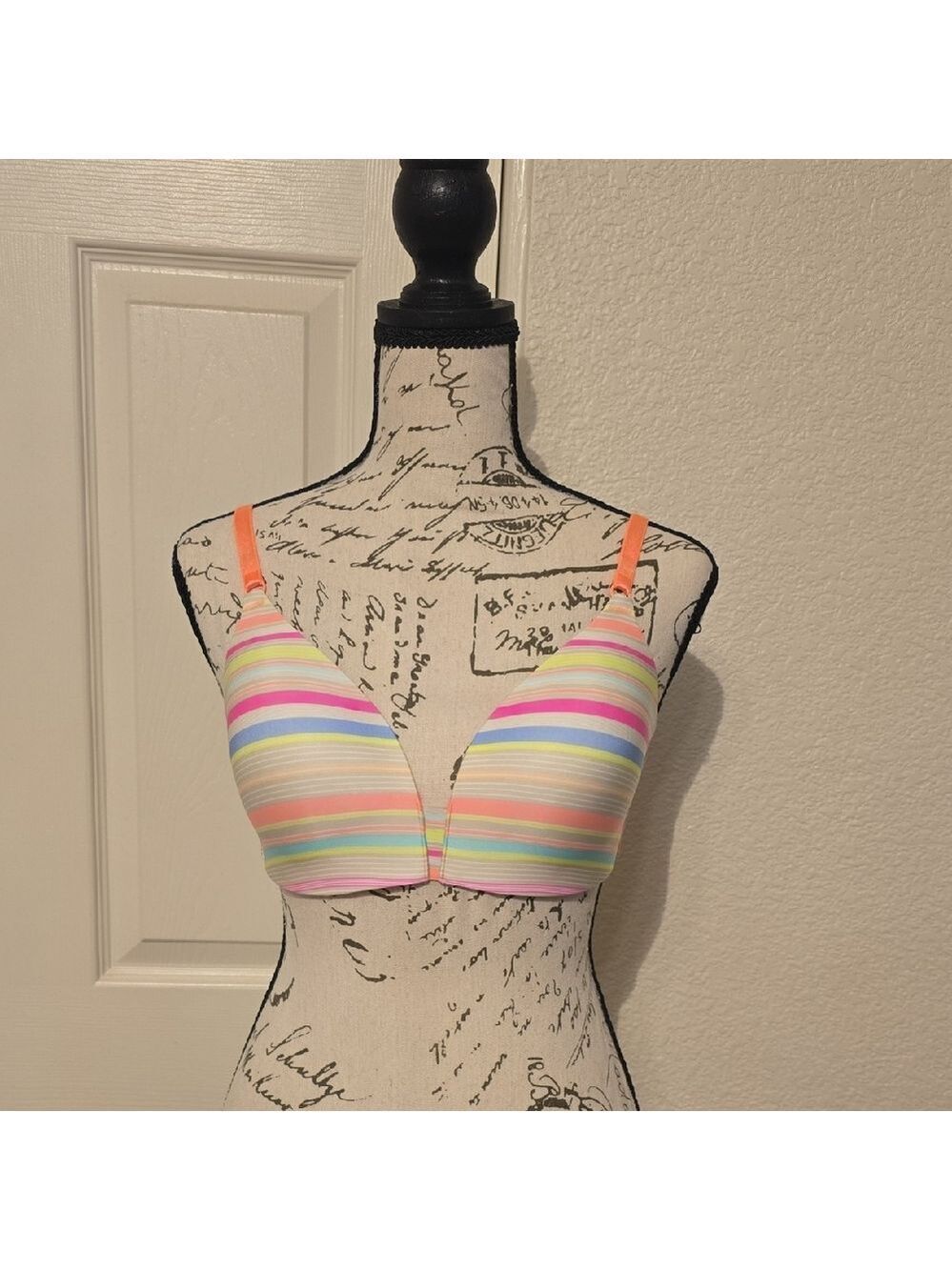 Victoria's Secret No-Wire Wireless Lined Bra Multicolor Striped 34D NWOT